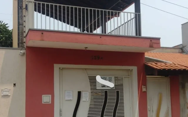 Sobrado com varanda - Centro | Ibaté/SP