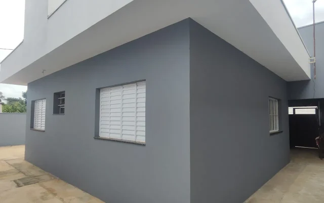 Casa de esquina com churrasqueira - Vila Jacobucci | São Carlos/SP