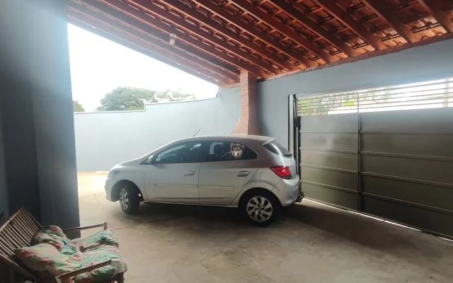Casa de esquina com churrasqueira - Vila Jacobucci | São Carlos/SP